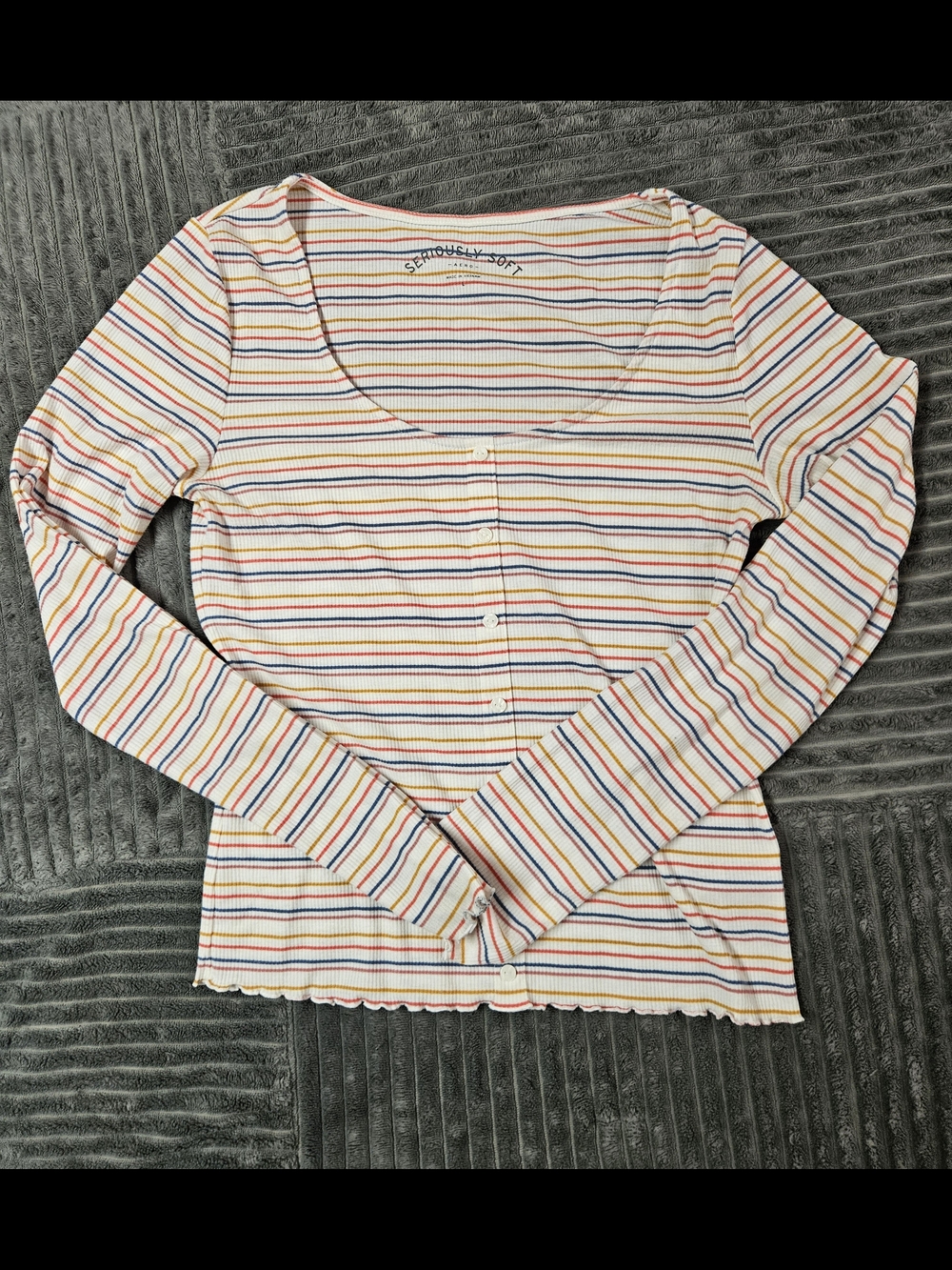 Aero Striped Ribbed Long-Sleeve Scoop Neck Top in Cream with Multi Stripes